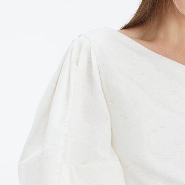 taktai blouse off shoulder asymmetric blouse